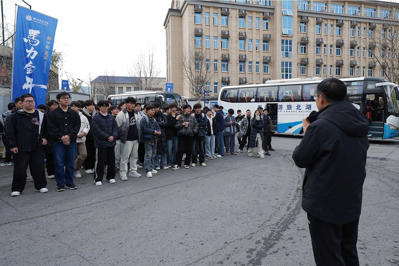 临床医学院派遣2023级临床医学本科学生至各临床学院开展临床阶段学习